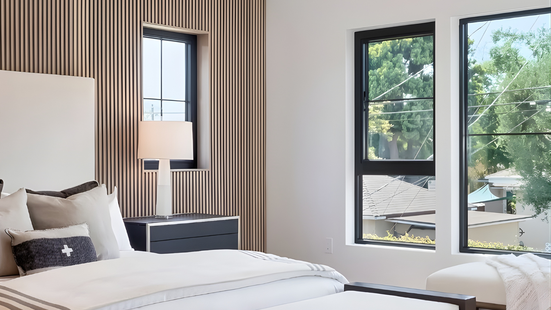 VLX 500 Single & Double Hung Window in Greenacres, FL | TruePane Windows & Doors - detail 4